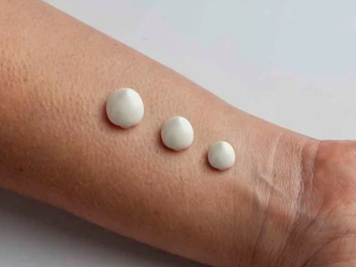 Melhor hidratante para pele seca e extra-seca: creme hidratante em pote Klaviê®Clinical