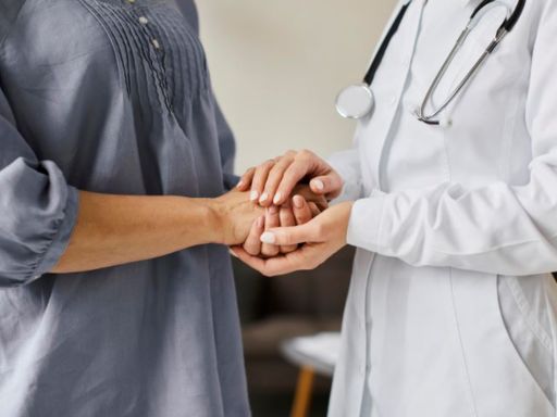 Profissionais da equipe multidisciplinar oncológica: enfermeiros