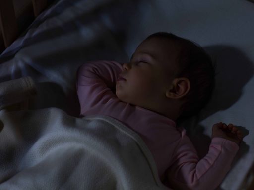 Entendendo o ciclo do sono dos bebês - sinais de cansaço no bebê